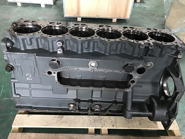 6d125缸体 pc400缸体 - 港华机械-缸体缸盖曲轴